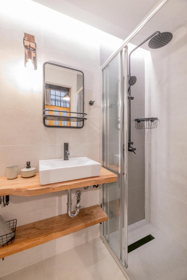 Ferienwohnung Stoa Kairi Loft B Athen Exterior foto